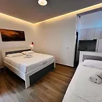 Hotel Golden Oak