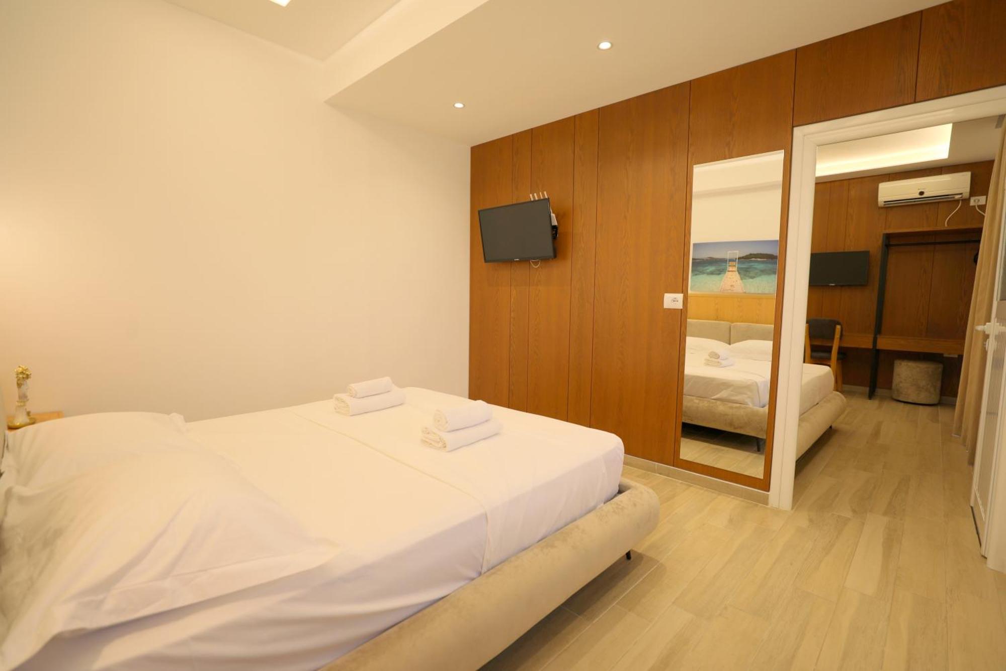 Hotel Golden Oak