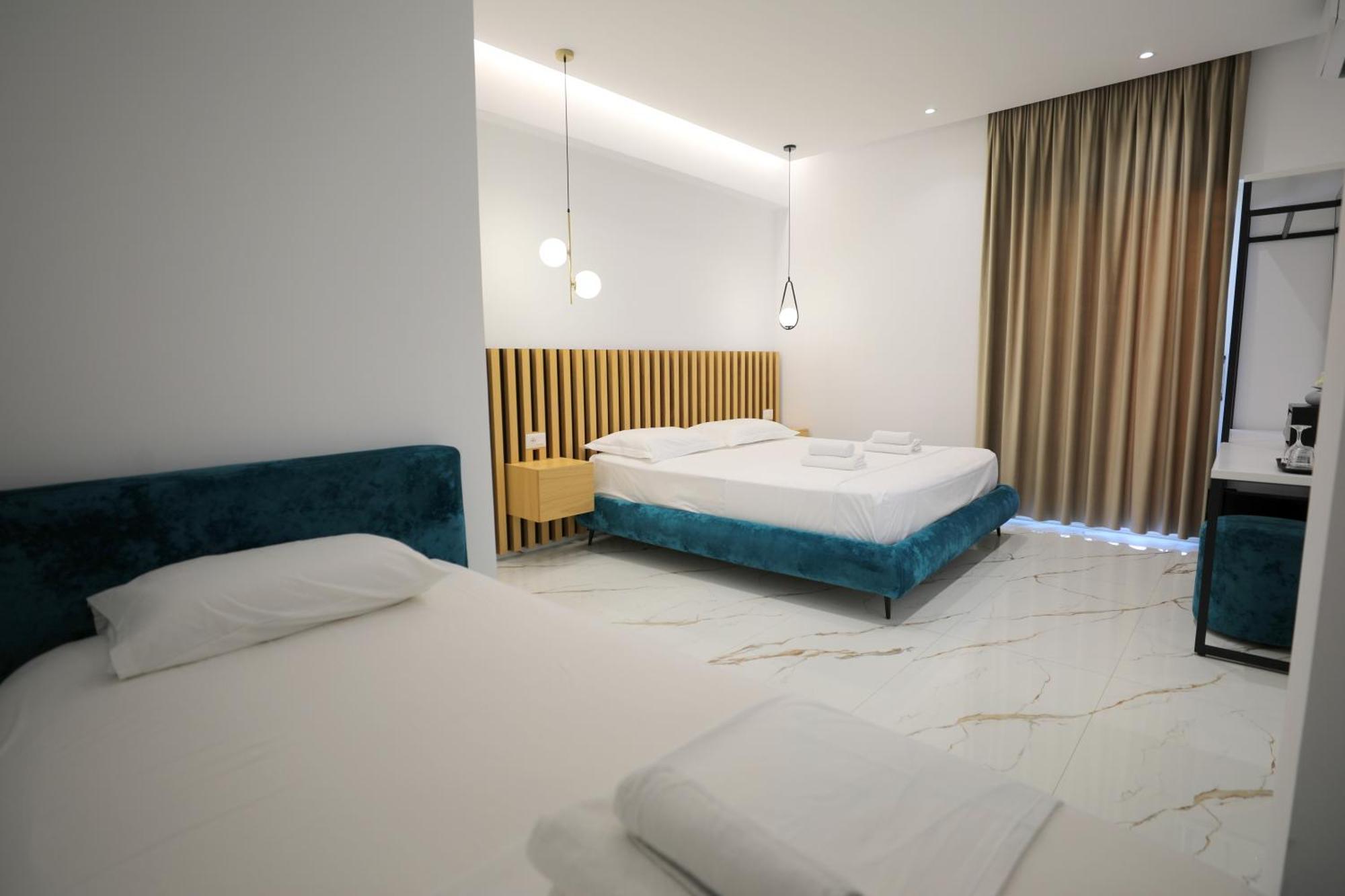 Hotel Golden Oak 3*